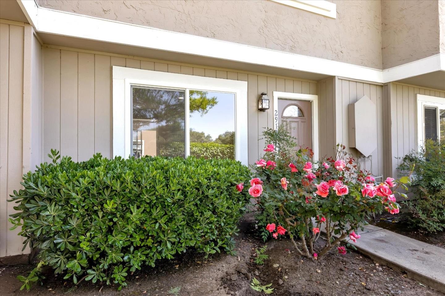 Detail Gallery Image 5 of 57 For 2912 Lambeth Ct, San Jose,  CA 95132 - 3 Beds | 1/1 Baths