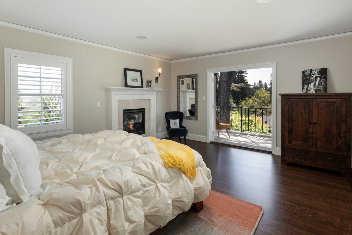 Detail Gallery Image 25 of 55 For 2710 Easton Dr, Burlingame,  CA 94010 - 4 Beds | 4/1 Baths