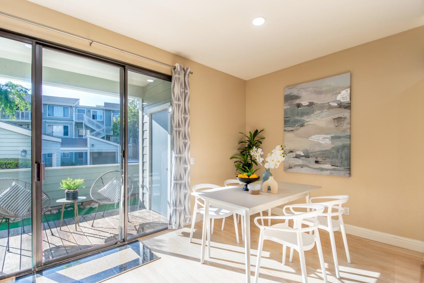 Detail Gallery Image 11 of 36 For 3454 Bridgewood Ter #111,  Fremont,  CA 94536 - 2 Beds | 2 Baths
