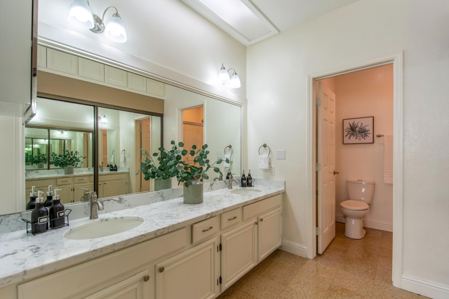 Detail Gallery Image 24 of 36 For 3454 Bridgewood Ter #111,  Fremont,  CA 94536 - 2 Beds | 2 Baths