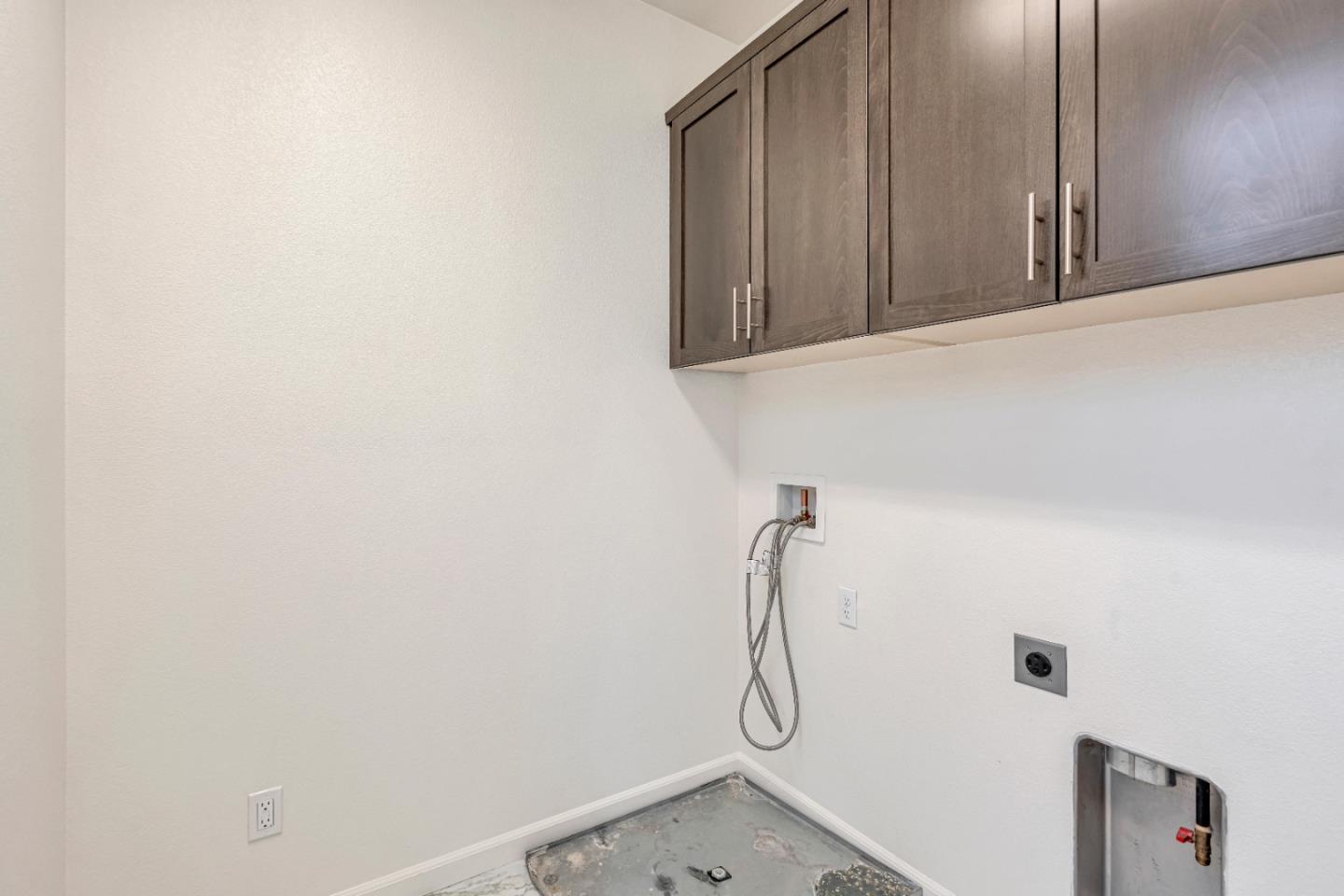 Detail Gallery Image 24 of 31 For 5305 Club Ct, Richmond,  CA 94806 - 3 Beds | 2/1 Baths