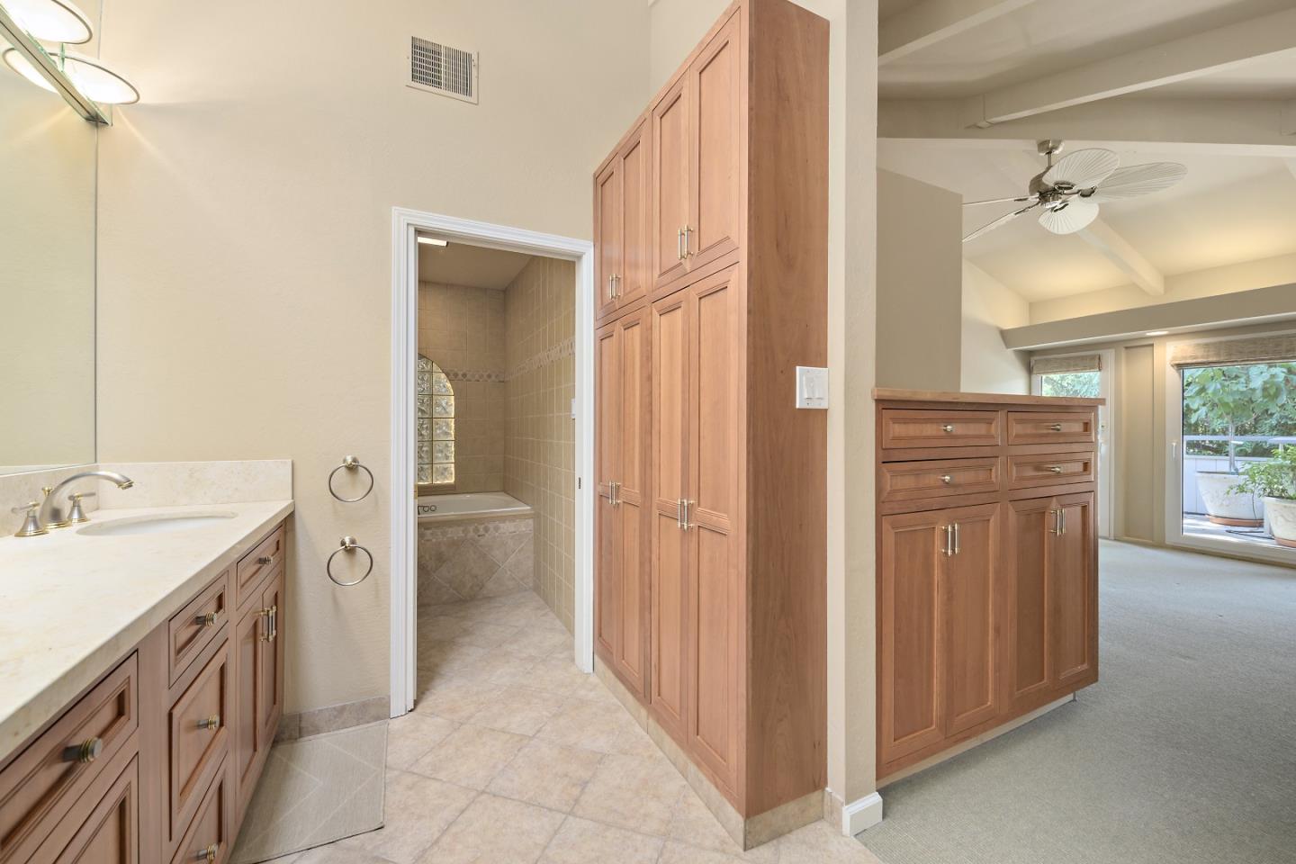 Detail Gallery Image 19 of 27 For 150 Alma St #309,  Menlo Park,  CA 94025 - 2 Beds | 2 Baths