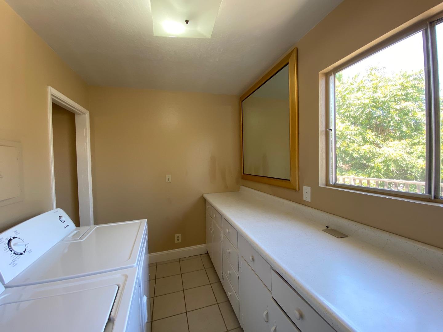 Detail Gallery Image 12 of 21 For 712 S 2nd St, San Jose,  CA 95112 - – Beds | – Baths