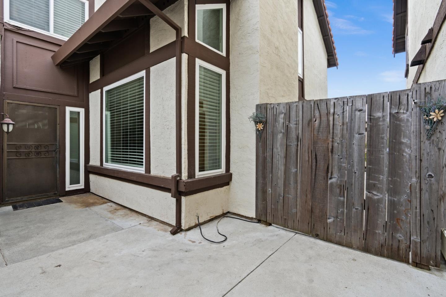 Detail Gallery Image 3 of 52 For 7148 Gruber Ct, San Jose,  CA 95139 - 3 Beds | 2/1 Baths