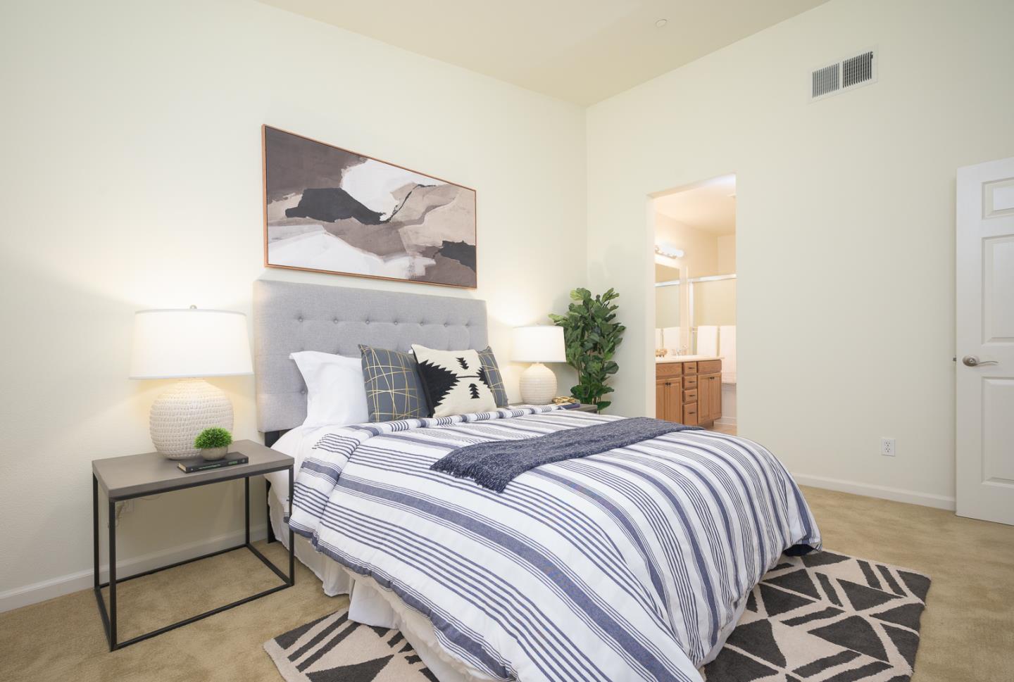 Detail Gallery Image 11 of 20 For 481 Torrey Pine Ter, Sunnyvale,  CA 94086 - 2 Beds | 2 Baths