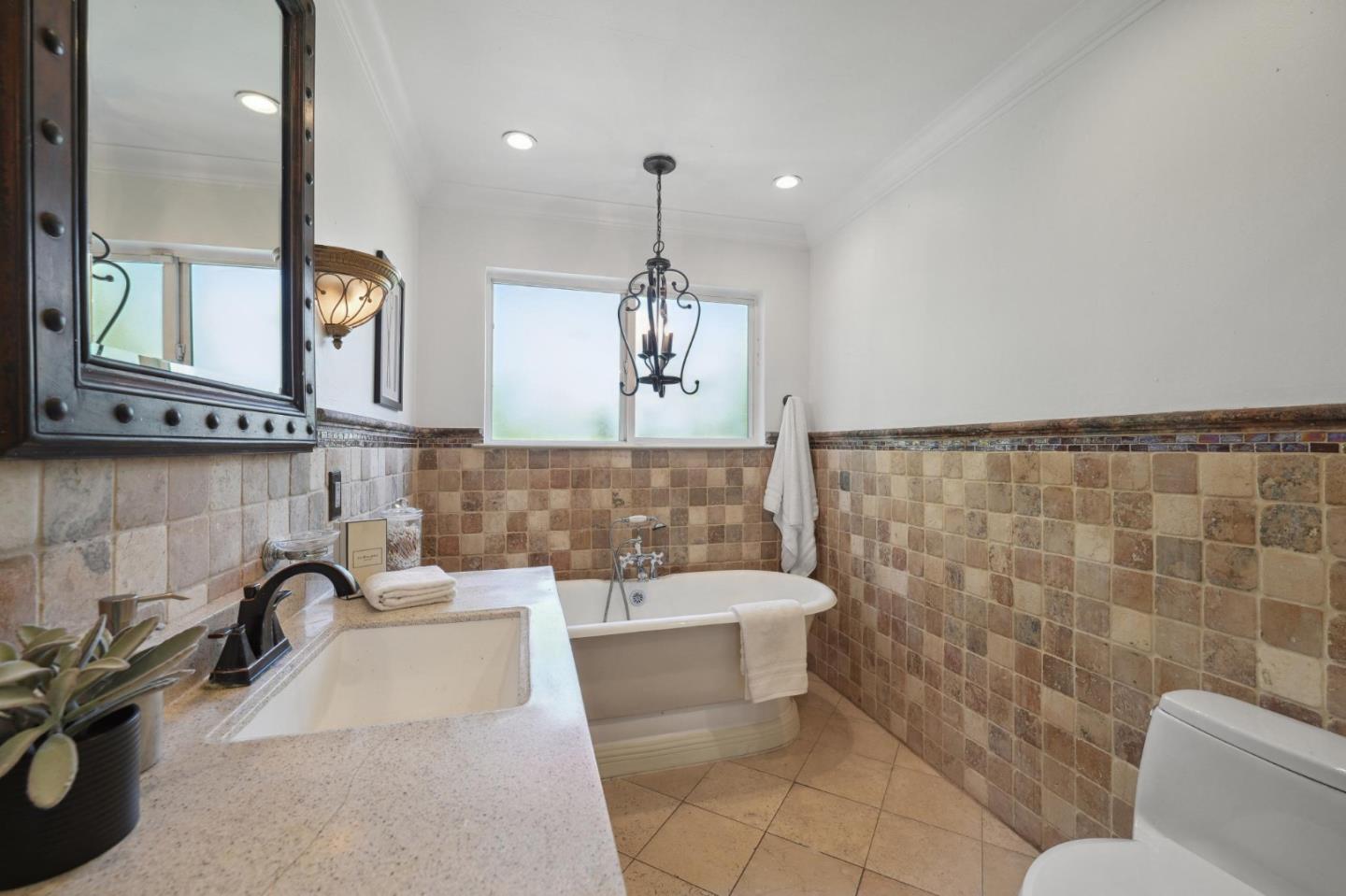 Detail Gallery Image 51 of 84 For 107 Valdeflores Dr, Burlingame,  CA 94010 - 3 Beds | 2 Baths