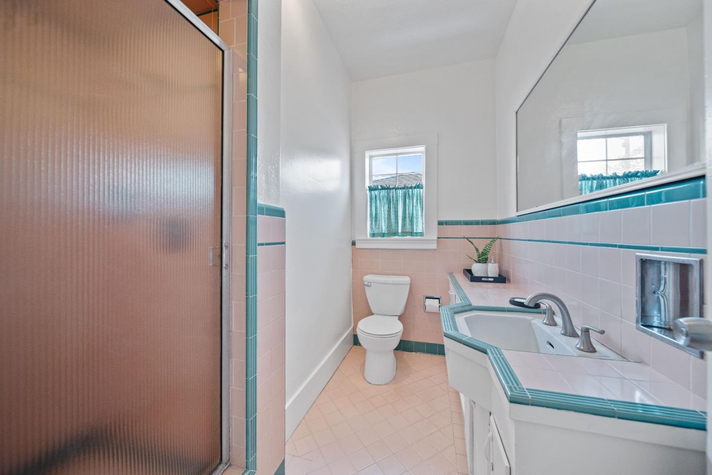 Detail Gallery Image 22 of 43 For 210 S Sunset Ave, San Jose,  CA 95116 - 3 Beds | 2 Baths