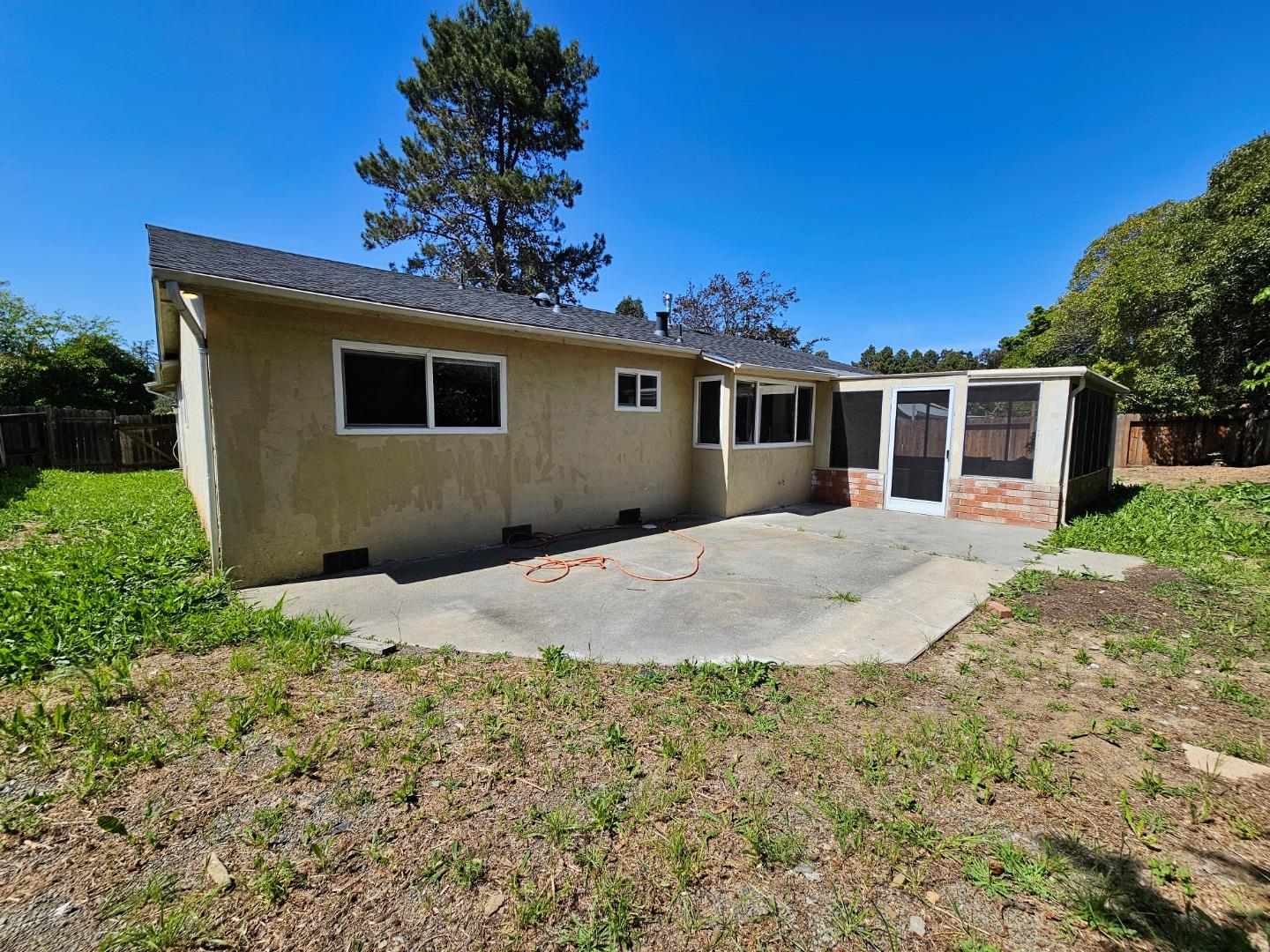 Detail Gallery Image 21 of 25 For 120 Edgehill Ct, Vallejo,  CA 94589 - 3 Beds | 2 Baths