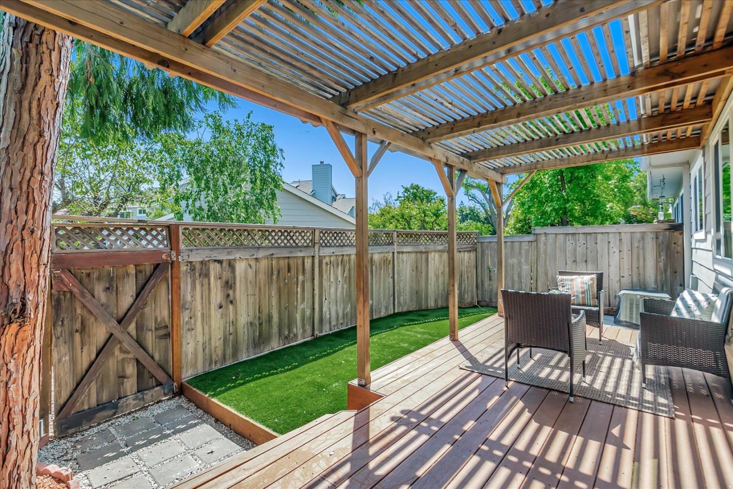 Detail Gallery Image 30 of 44 For 5736 Camden Village Ct, San Jose,  CA 95124 - 3 Beds | 2/1 Baths