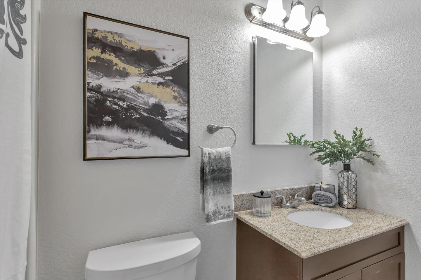 Detail Gallery Image 24 of 36 For 1100 Christopher Ct, Hollister,  CA 95023 - 3 Beds | 2 Baths