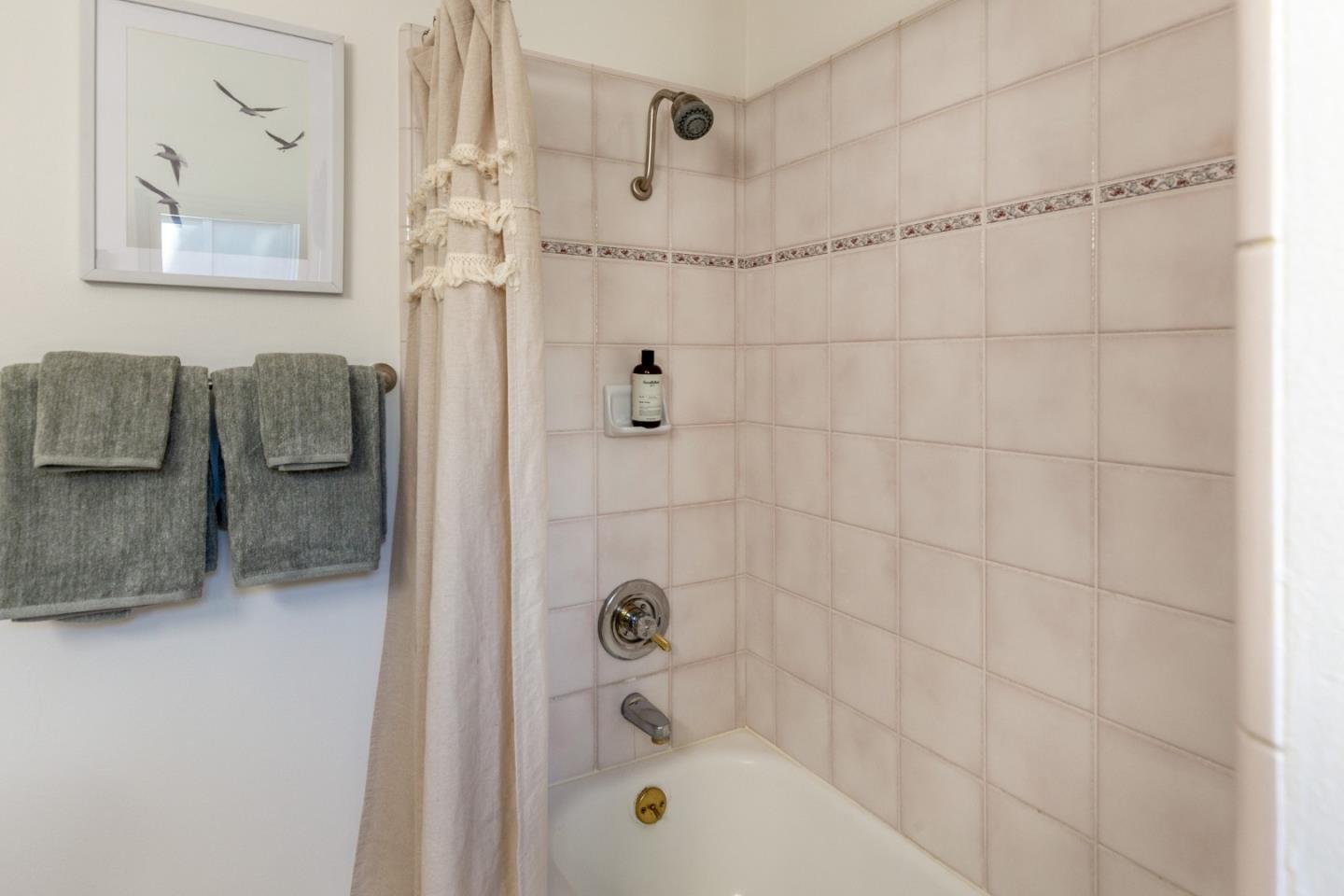 Detail Gallery Image 15 of 18 For 720 Charmain Dr, Campbell,  CA 95008 - 3 Beds | 2 Baths