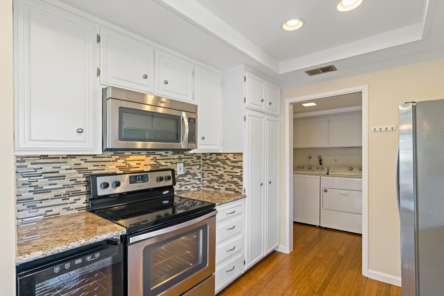 Detail Gallery Image 24 of 46 For 775 Chestnut St #17,  San Carlos,  CA 94070 - 1 Beds | 1 Baths