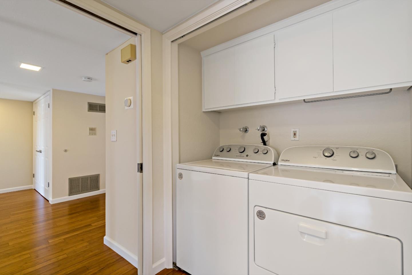 Detail Gallery Image 30 of 46 For 775 Chestnut St #17,  San Carlos,  CA 94070 - 1 Beds | 1 Baths
