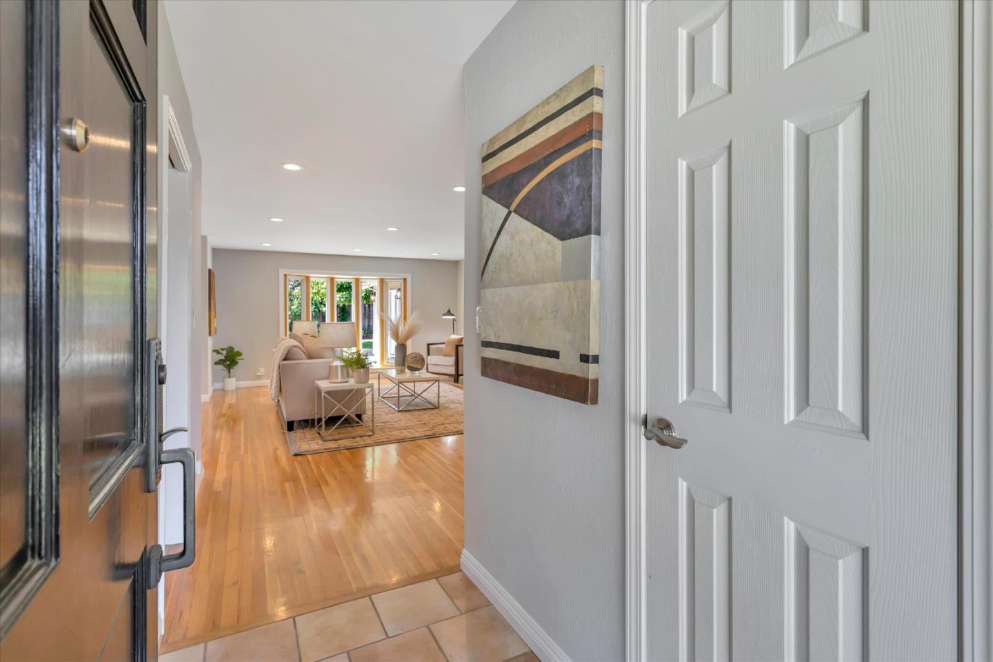 Detail Gallery Image 5 of 73 For 1570 Willow Oaks Dr, San Jose,  CA 95125 - 3 Beds | 2/1 Baths