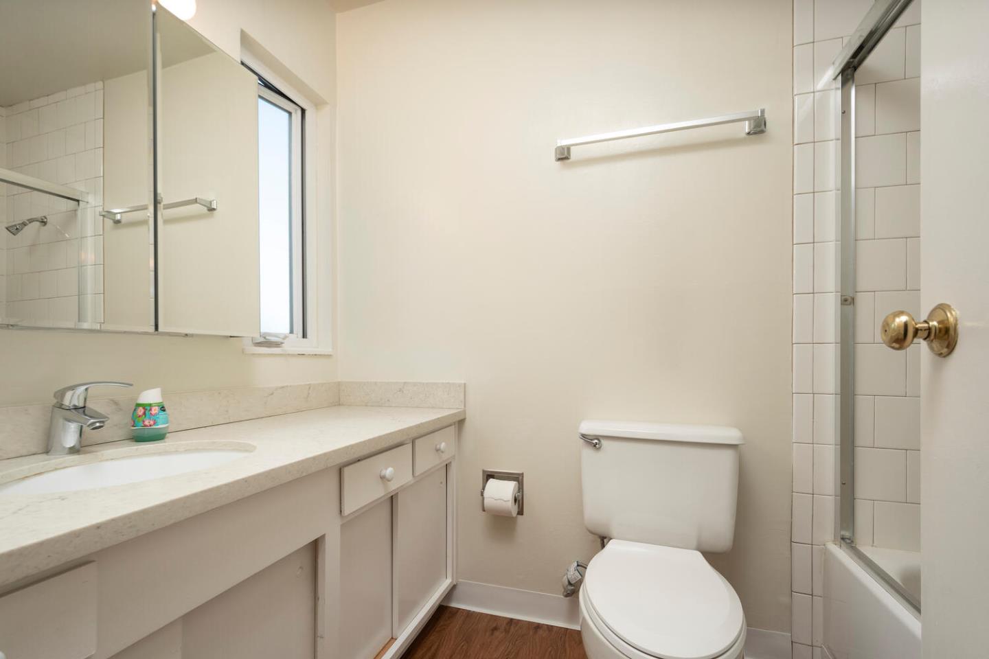 Detail Gallery Image 9 of 15 For 902 Peninsula Ave #203,  San Mateo,  CA 94401 - 0 Beds | 1 Baths