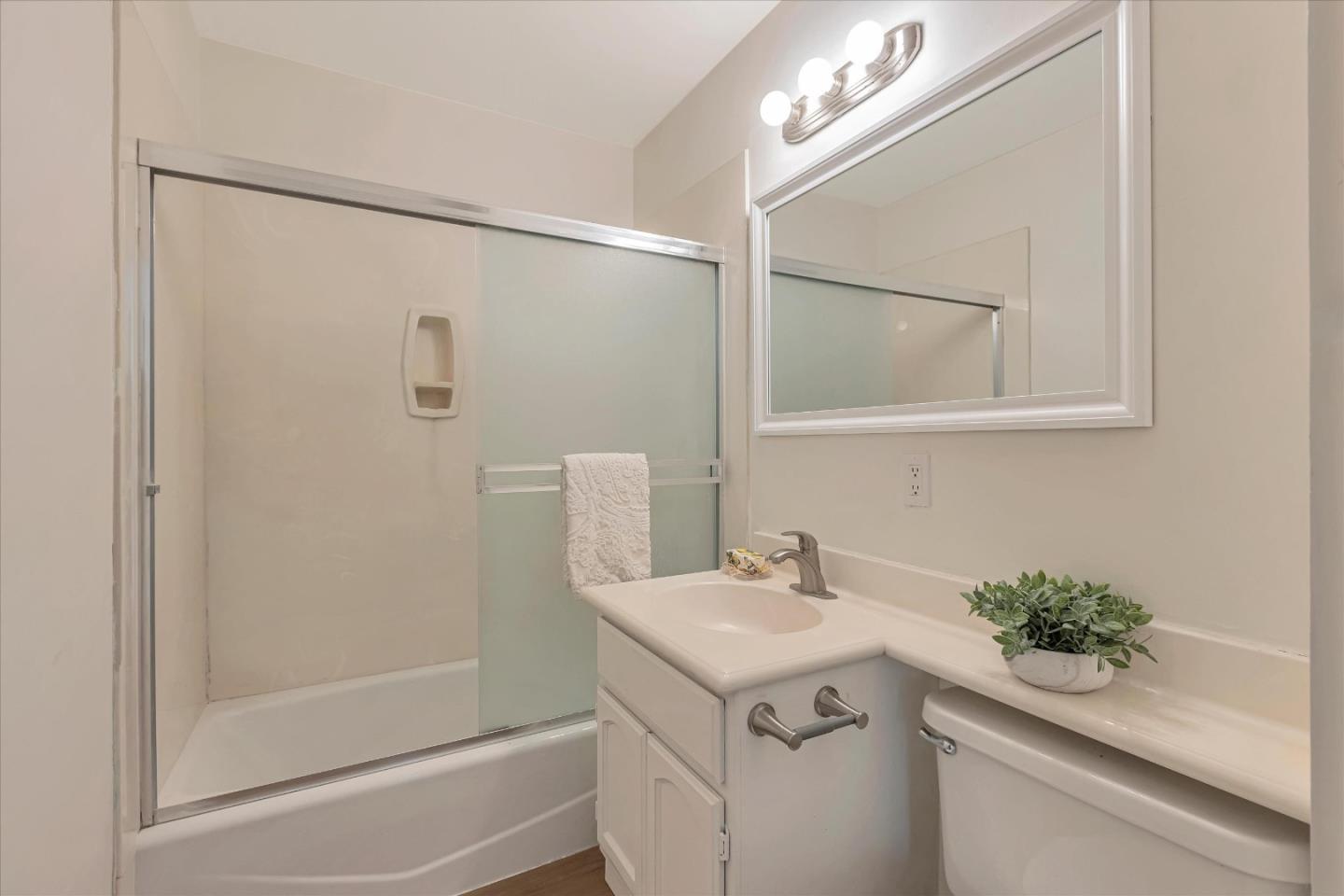 Detail Gallery Image 27 of 37 For 1765 Townsend Ave, Santa Clara,  CA 95051 - 3 Beds | 2 Baths