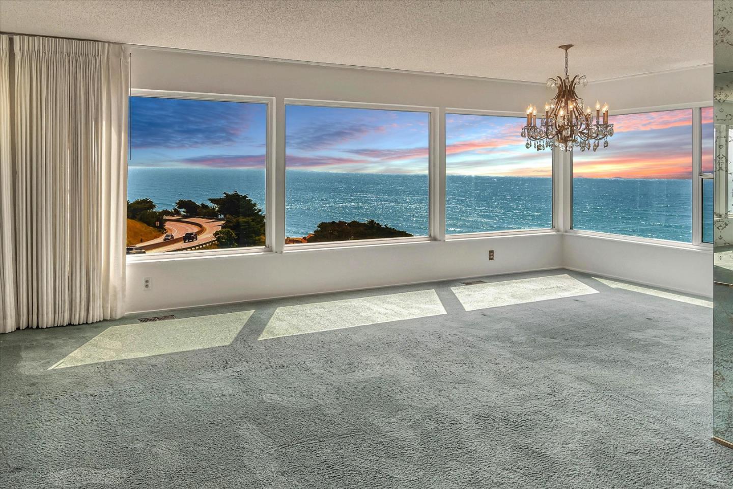 Detail Gallery Image 11 of 61 For 201 Golden Bay Dr, Pacifica,  CA 94044 - 3 Beds | 3 Baths