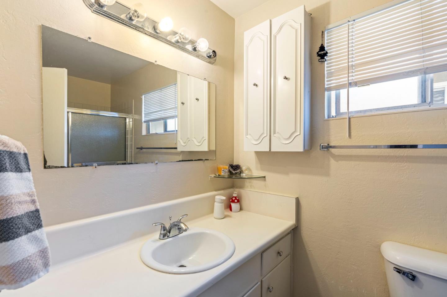 Detail Gallery Image 28 of 31 For 4045-4047 Alberstone Dr, San Jose,  CA 95130 - – Beds | – Baths
