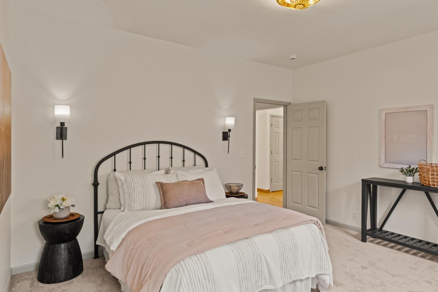 Detail Gallery Image 18 of 39 For 703 Spruce Ave, Pacific Grove,  CA 93950 - 3 Beds | 2 Baths
