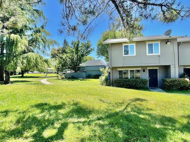 Detail Gallery Image 1 of 22 For 305 Heredia Ct, San Jose,  CA 95116 - 4 Beds | 2/1 Baths