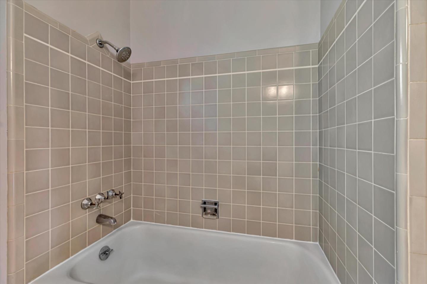 Detail Gallery Image 21 of 29 For 328 Langton Ave, Los Altos,  CA 94022 - 3 Beds | 2 Baths