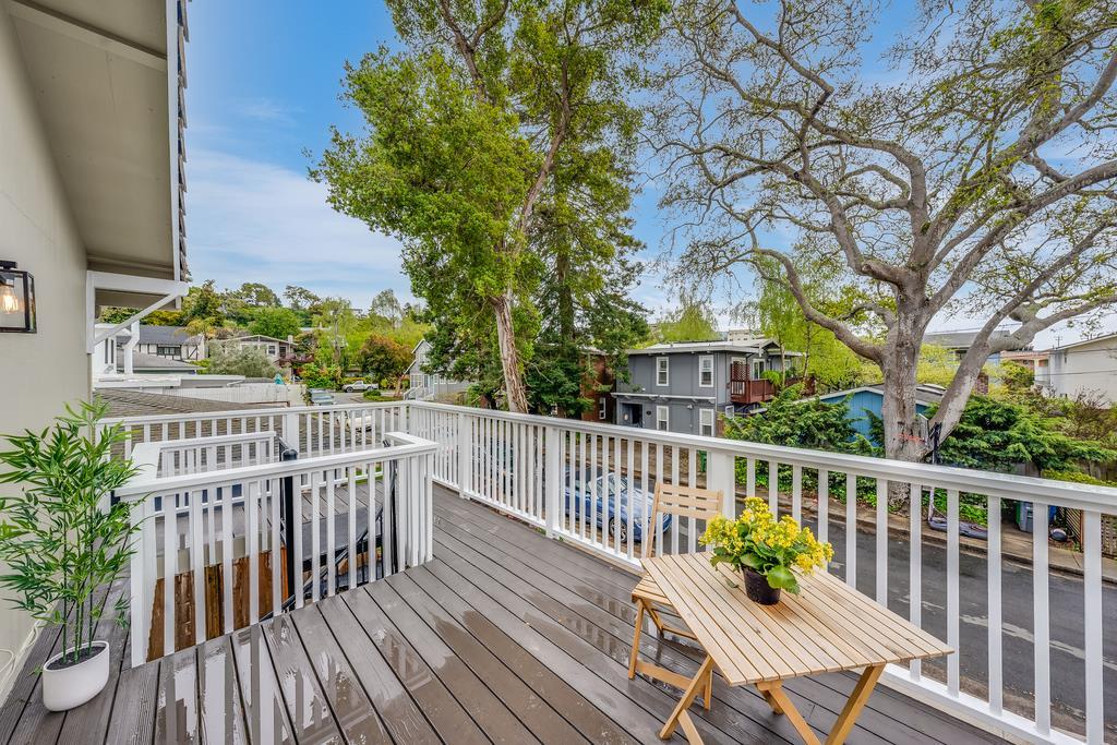 Detail Gallery Image 15 of 37 For 139 Bennett Rd, Aptos,  CA 95003 - 3 Beds | 2 Baths