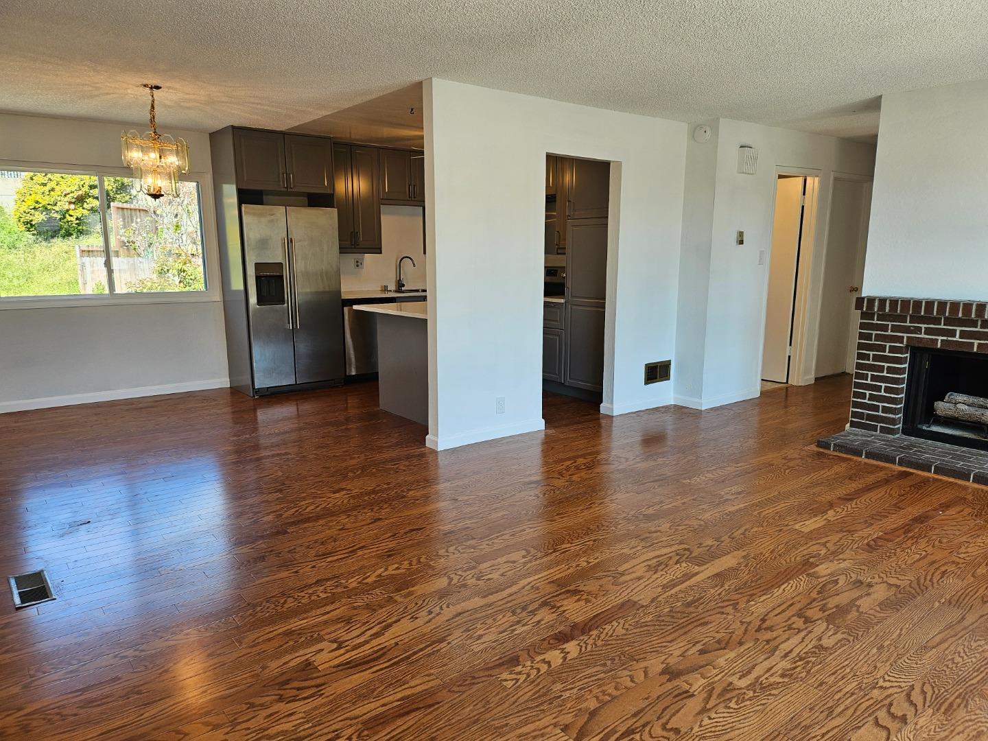 Detail Gallery Image 7 of 20 For 705 Price St, Daly City,  CA 94014 - 4 Beds | 2 Baths
