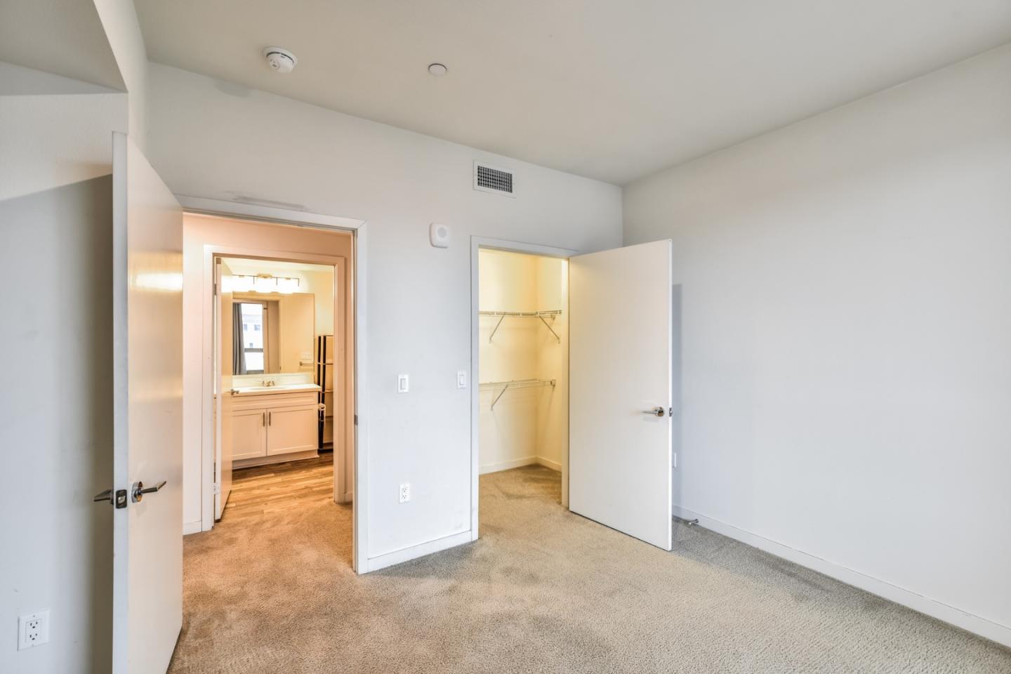 Detail Gallery Image 12 of 31 For 12655 Bluff Creek Dr #311,  Playa Vista,  CA 90094 - 1 Beds | 1 Baths