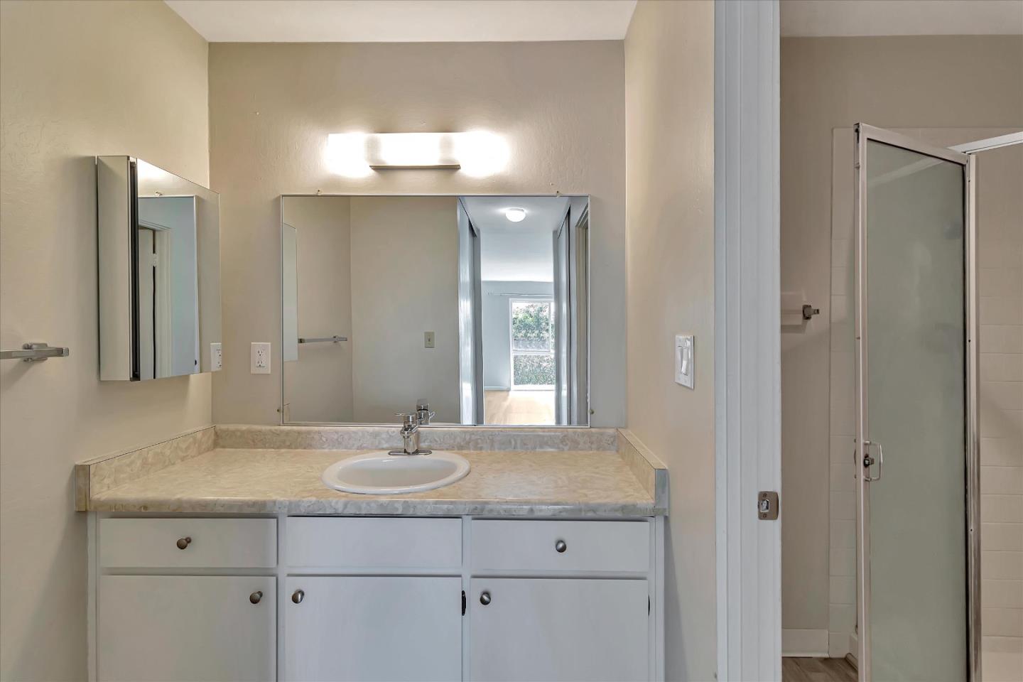 Detail Gallery Image 24 of 36 For 1033 Crestview Dr #310,  Mountain View,  CA 94040 - 2 Beds | 2 Baths