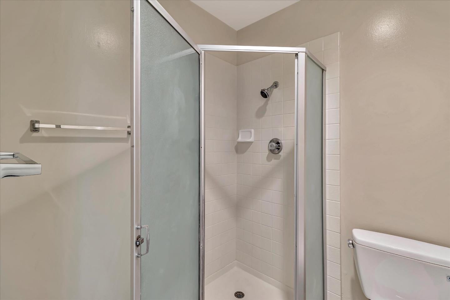 Detail Gallery Image 27 of 36 For 1033 Crestview Dr #310,  Mountain View,  CA 94040 - 2 Beds | 2 Baths