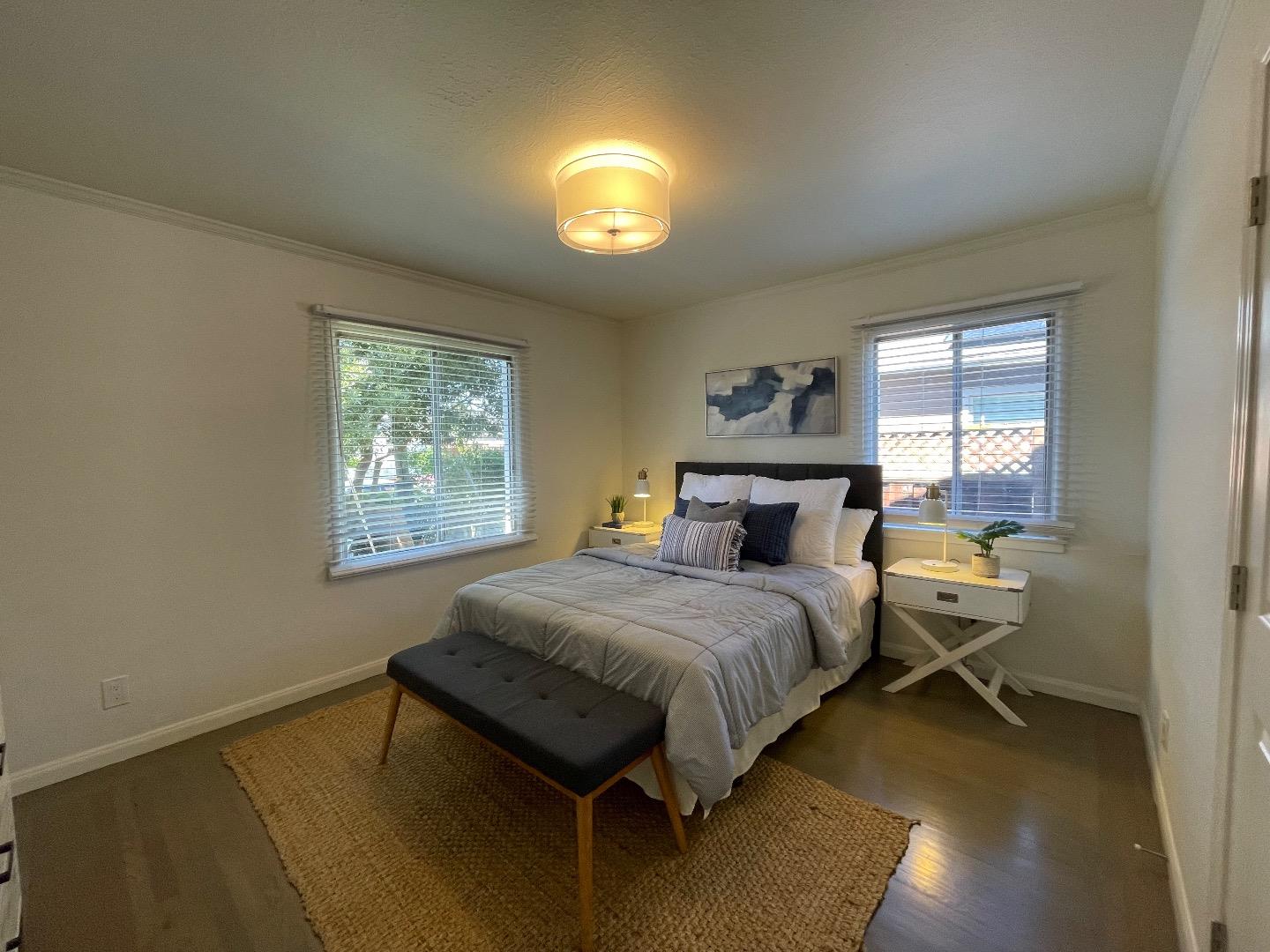 Detail Gallery Image 6 of 18 For 1720 York Ave, San Mateo,  CA 94401 - 3 Beds | 1 Baths
