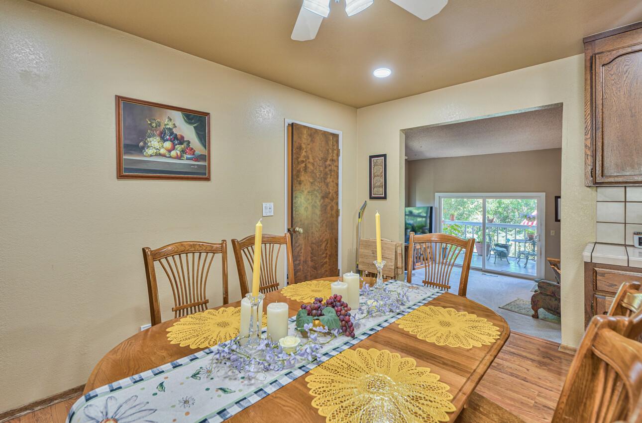 Detail Gallery Image 14 of 40 For 17411 Holiday Dr, Morgan Hill,  CA 95037 - 4 Beds | 2/1 Baths