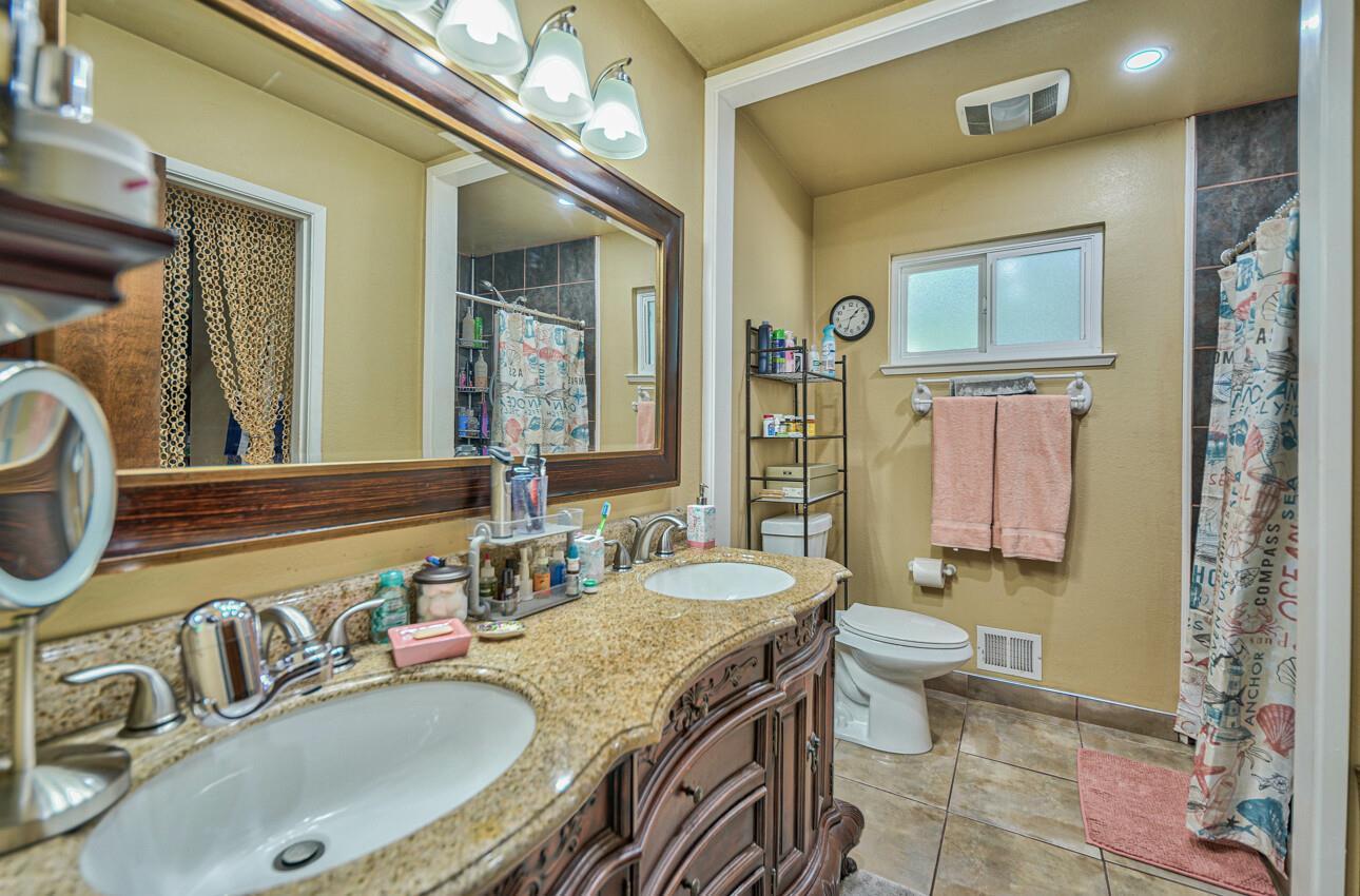 Detail Gallery Image 24 of 40 For 17411 Holiday Dr, Morgan Hill,  CA 95037 - 4 Beds | 2/1 Baths