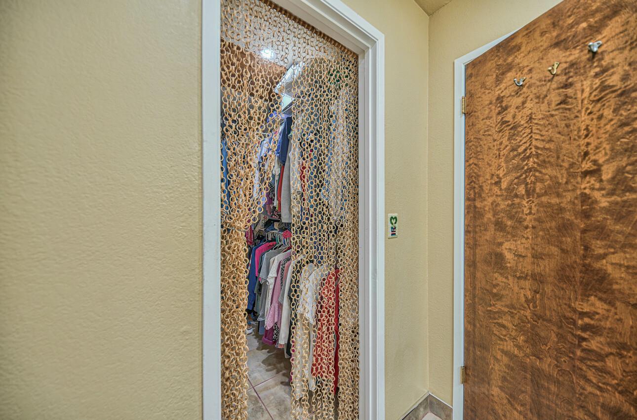 Detail Gallery Image 26 of 40 For 17411 Holiday Dr, Morgan Hill,  CA 95037 - 4 Beds | 2/1 Baths