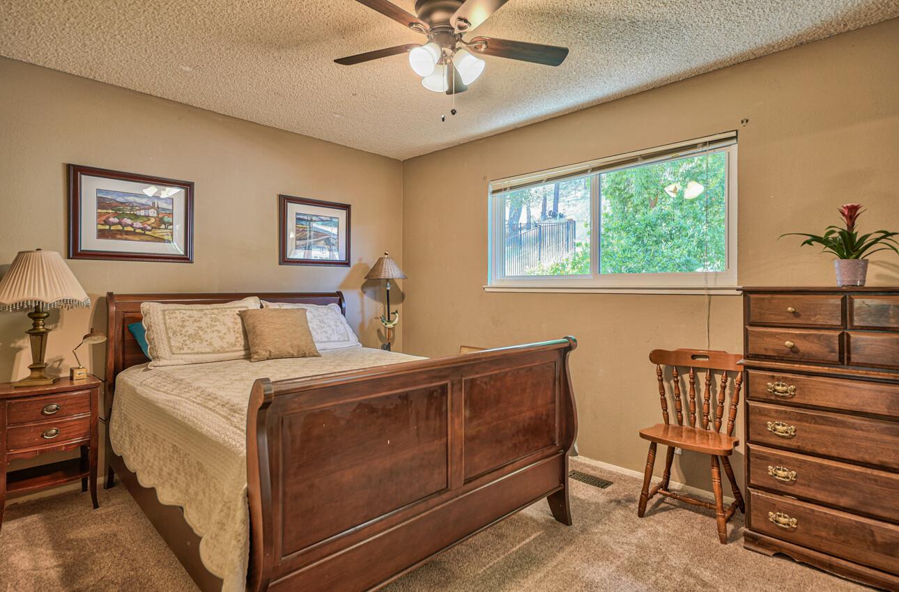 Detail Gallery Image 29 of 40 For 17411 Holiday Dr, Morgan Hill,  CA 95037 - 4 Beds | 2/1 Baths