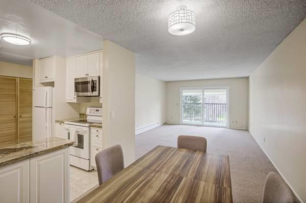 Detail Gallery Image 7 of 24 For 1750 Halford Ave #312,  Santa Clara,  CA 95051 - 2 Beds | 1 Baths