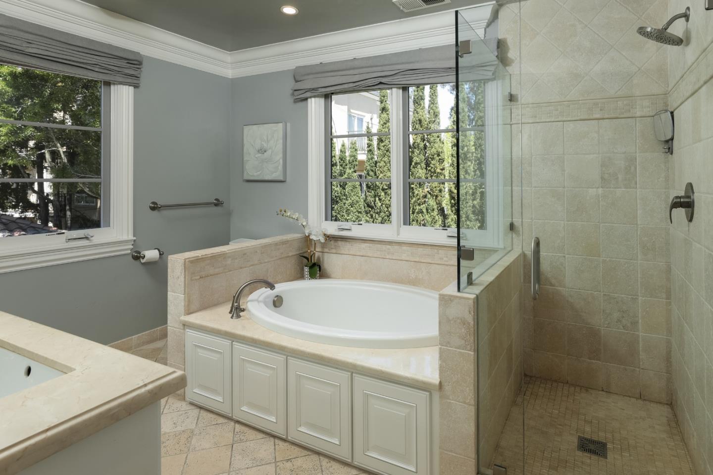 Detail Gallery Image 27 of 43 For 1508 Cypress Ave, Burlingame,  CA 94010 - 5 Beds | 4/1 Baths