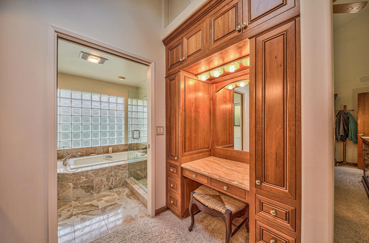 Detail Gallery Image 20 of 54 For 24325 Barn Owl Ct, Salinas,  CA 93908 - 4 Beds | 2/1 Baths