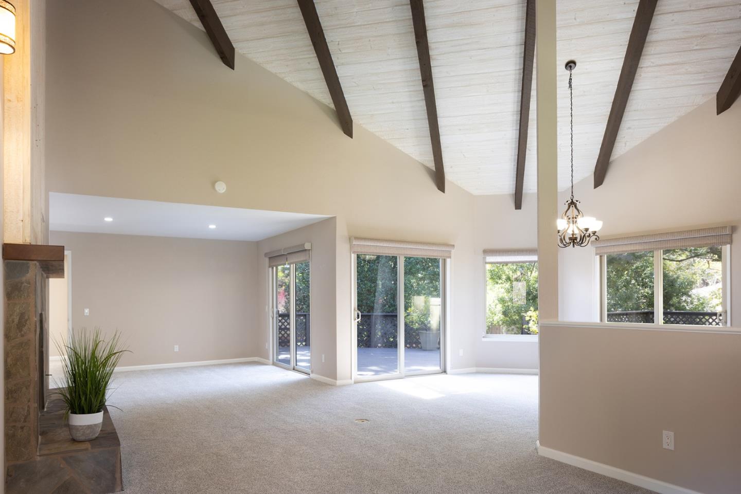 Detail Gallery Image 3 of 20 For 1208 Lake Ct, Pebble Beach,  CA 93953 - 4 Beds | 2/1 Baths