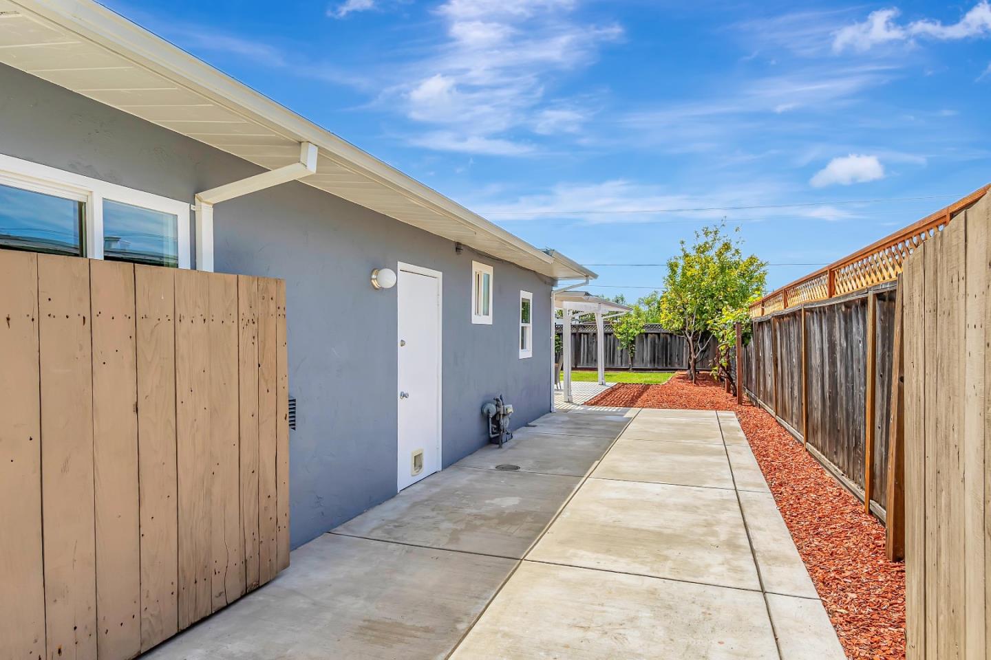Detail Gallery Image 37 of 39 For 157 Beacon Dr, Milpitas,  CA 95035 - 3 Beds | 2 Baths