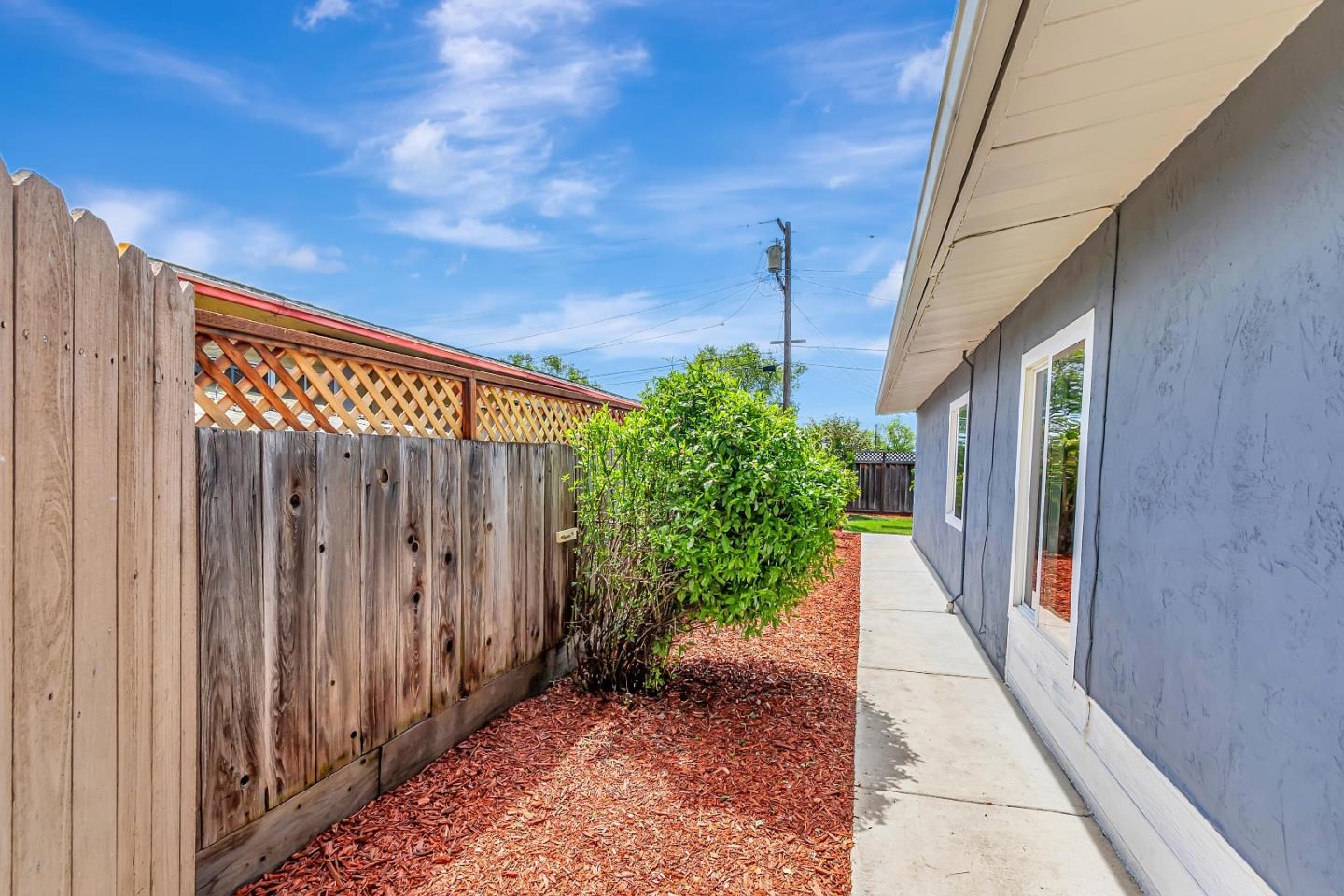 Detail Gallery Image 38 of 39 For 157 Beacon Dr, Milpitas,  CA 95035 - 3 Beds | 2 Baths