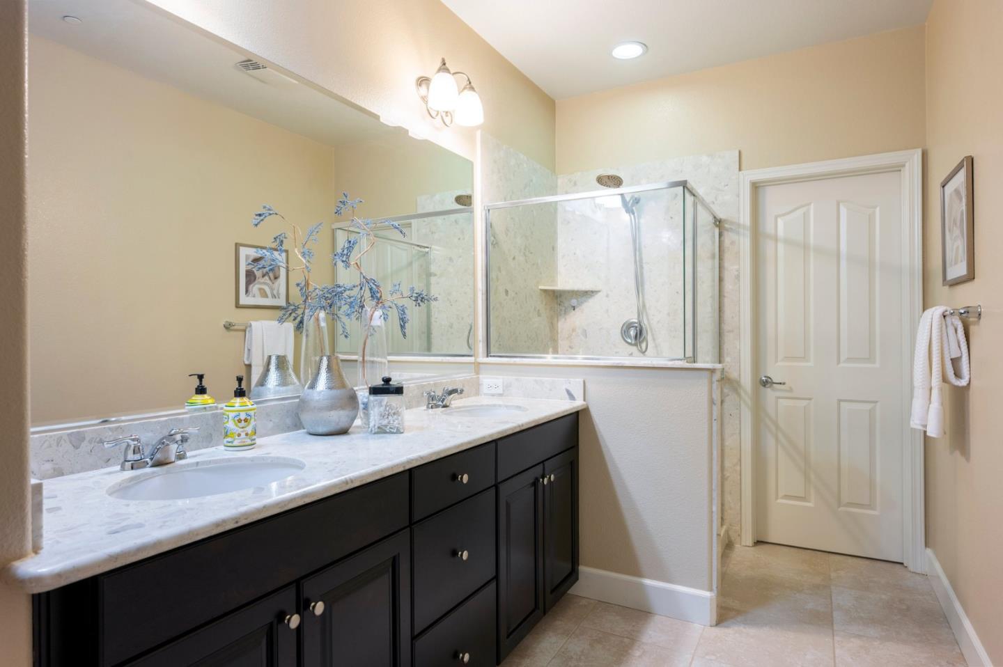 Detail Gallery Image 28 of 45 For 265 Esfahan Ct, San Jose,  CA 95111 - 2 Beds | 2/1 Baths