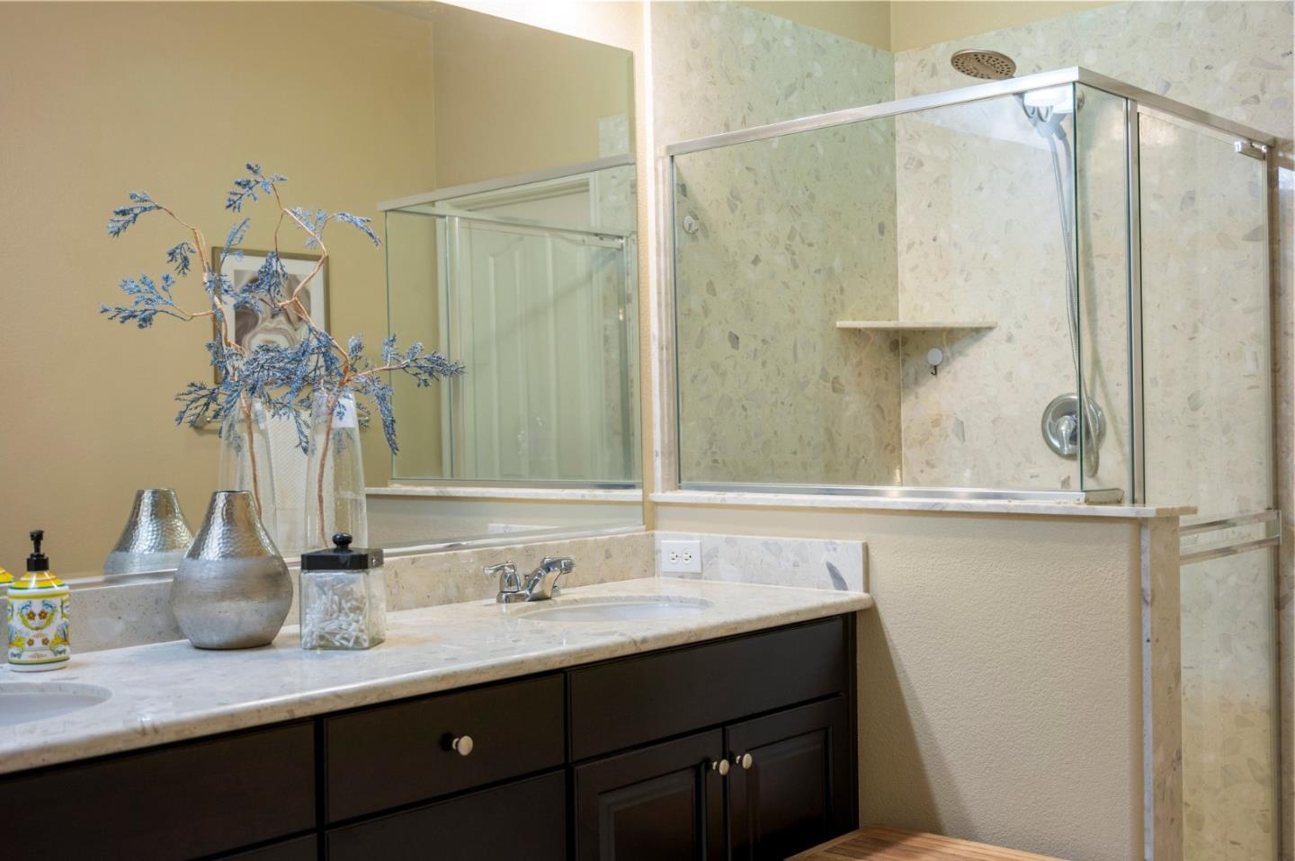 Detail Gallery Image 31 of 45 For 265 Esfahan Ct, San Jose,  CA 95111 - 2 Beds | 2/1 Baths