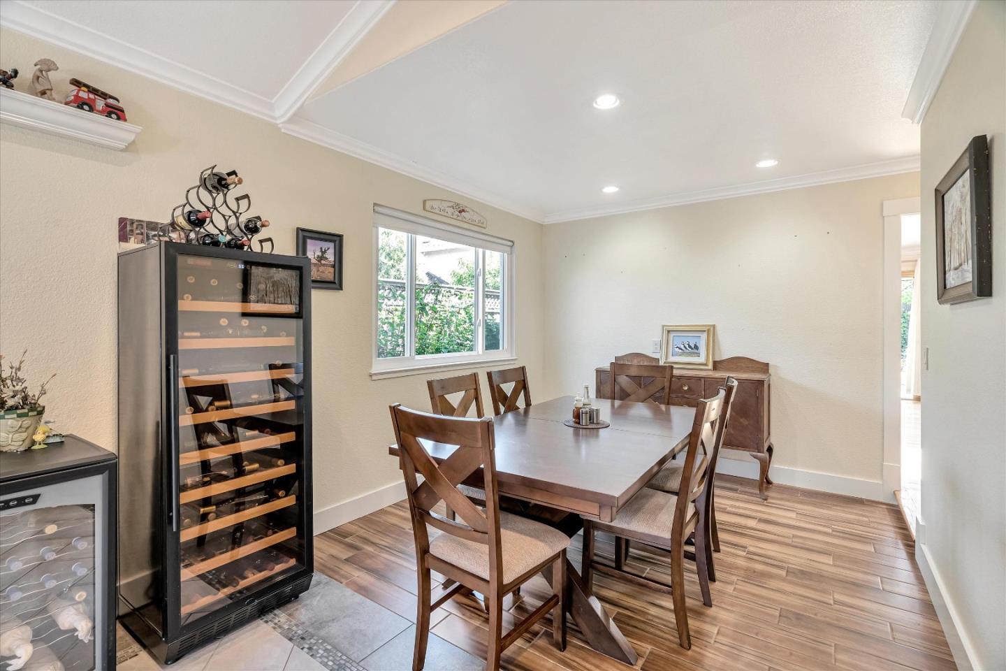 Detail Gallery Image 9 of 40 For 3810 Mountcliffe Ct, San Jose,  CA 95136 - 4 Beds | 2 Baths