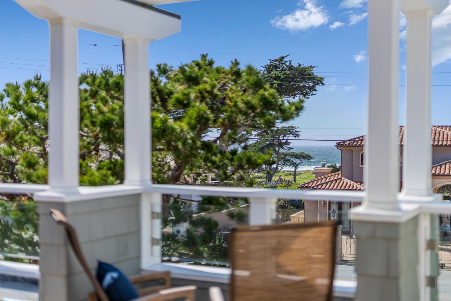 Detail Gallery Image 15 of 39 For 2993 Cormorant Rd, Pebble Beach,  CA 93953 - 4 Beds | 3/1 Baths