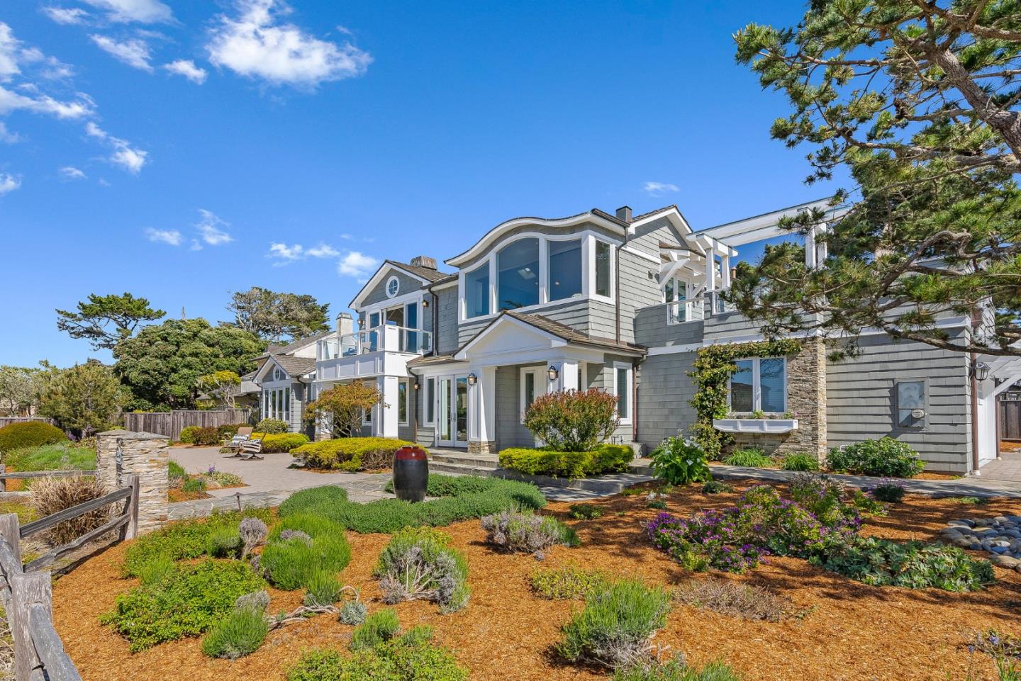 Detail Gallery Image 31 of 39 For 2993 Cormorant Rd, Pebble Beach,  CA 93953 - 4 Beds | 3/1 Baths
