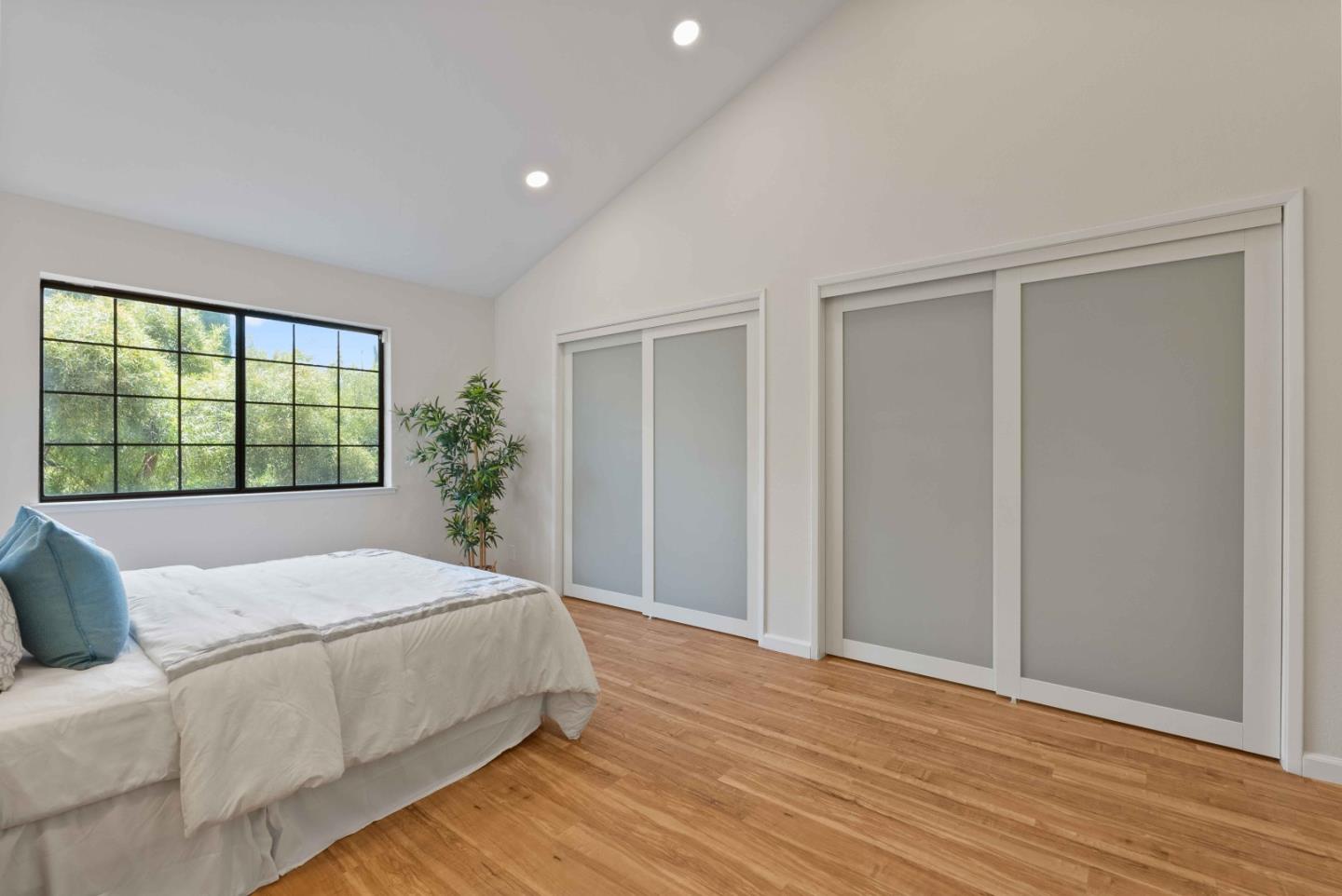 Detail Gallery Image 17 of 33 For 115 Shelley Ave #D,  Campbell,  CA 95008 - 3 Beds | 2/1 Baths