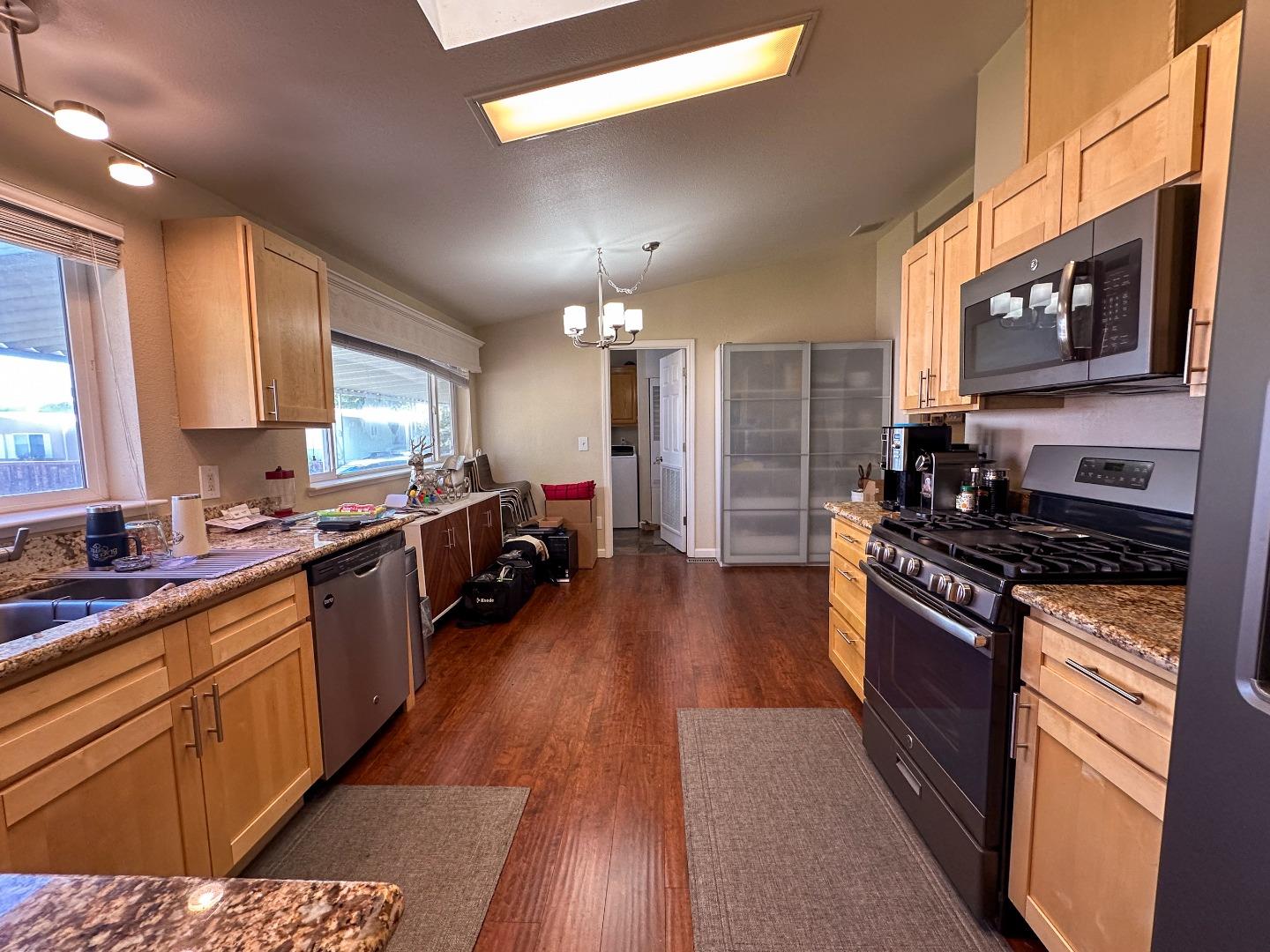Detail Gallery Image 12 of 20 For 1225 Vienna Dr #234,  Sunnyvale,  CA 94089 - 3 Beds | 2 Baths