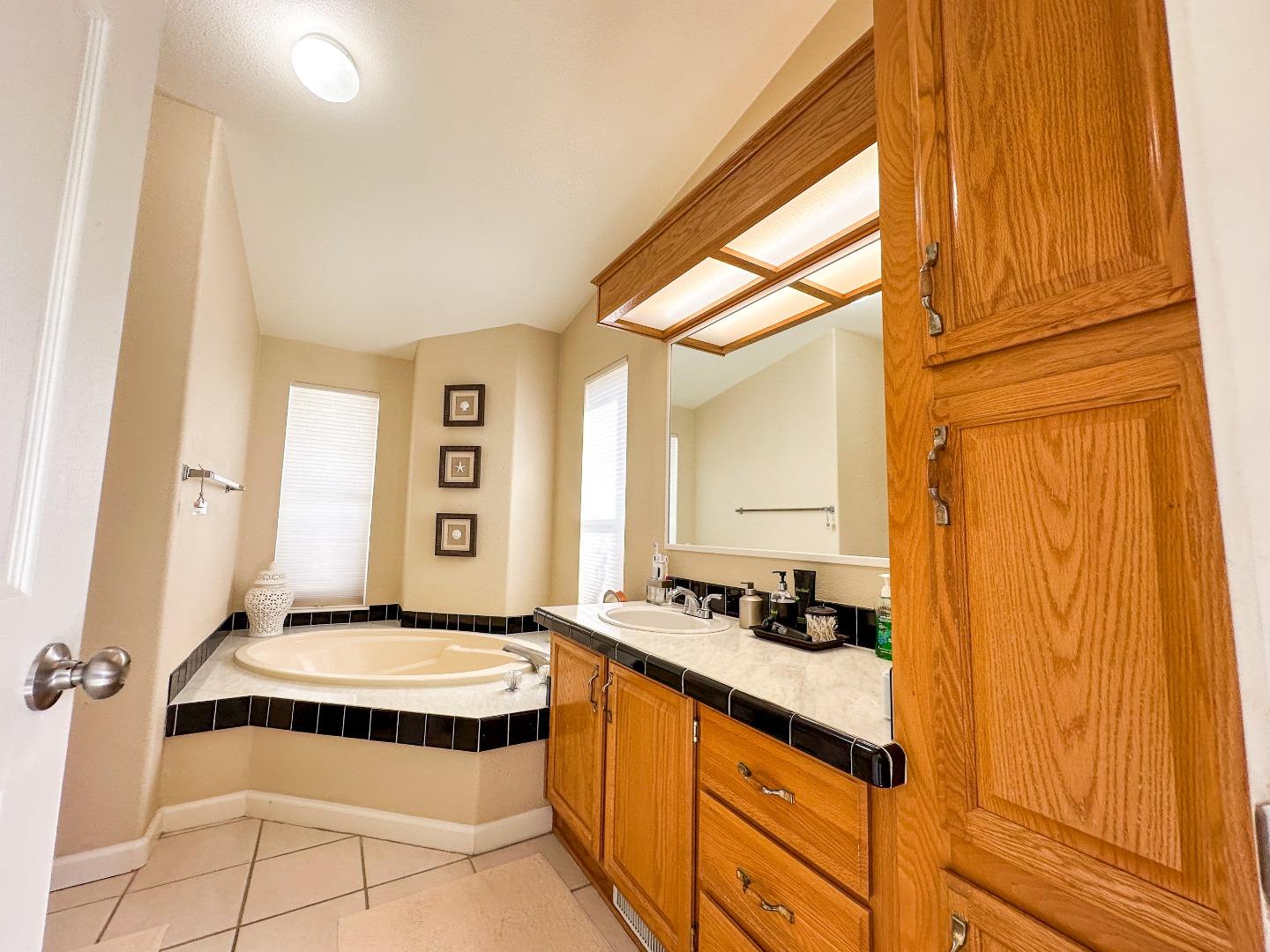 Detail Gallery Image 17 of 20 For 1225 Vienna Dr #234,  Sunnyvale,  CA 94089 - 3 Beds | 2 Baths