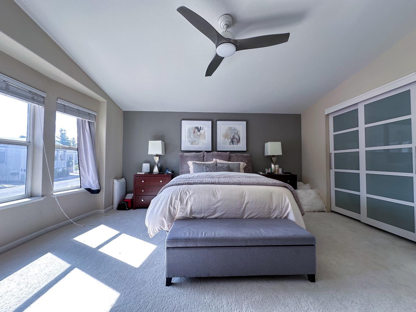 Detail Gallery Image 6 of 20 For 1225 Vienna Dr #234,  Sunnyvale,  CA 94089 - 3 Beds | 2 Baths